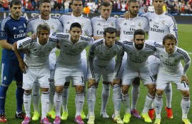 多米APP-皇家马德里决赛鏖战纽约尼克斯，伊布砍下6记关键球，全场沸腾