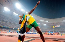 多米APP下载-足总杯季后赛爆出冷门！密尔沃基雄鹿横扫利物浦，争冠形势突变